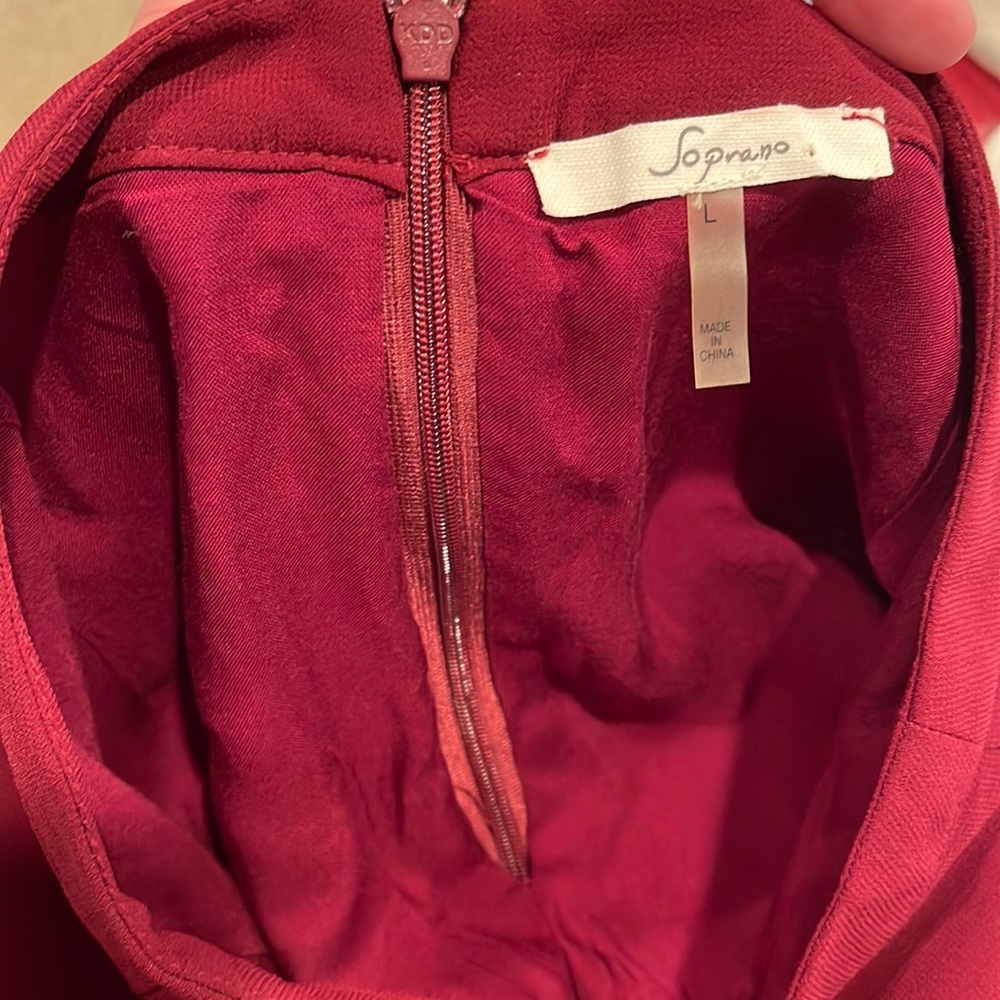 EUC Soprano wine colored skater miniskirt - Picture 2 of 3